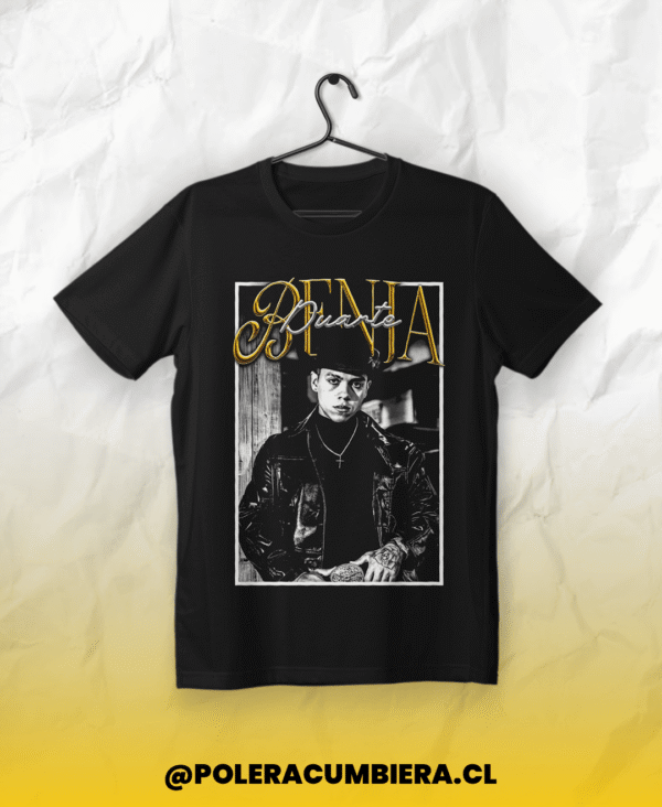 polera negra benja duarte